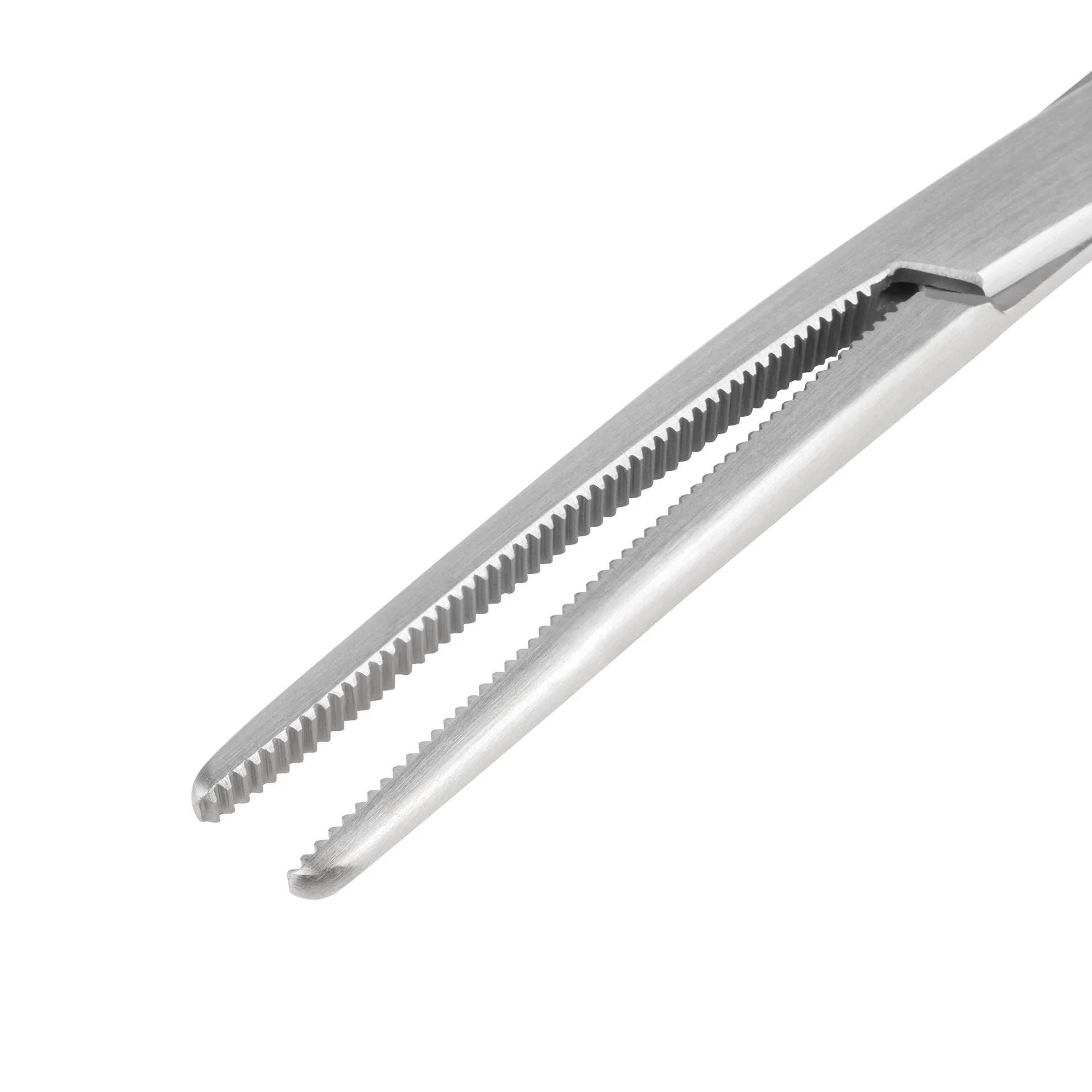 Szczęki kleszczy naczyniowych Rochester-Pean 16 cm – zbliżenie
